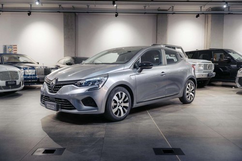 2023 Renault Clio Full Hybrid E-Tech 145 CV 5 porte Techno In vendita