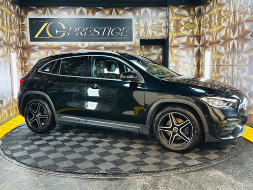 2022 MERCEDES-BENZ GLA AMG Line In vendita