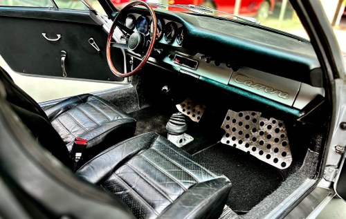 1983 Porsche 911 Carrera 3.2 Backdate Coupé zum Verkauf (Bild 57 von 137)