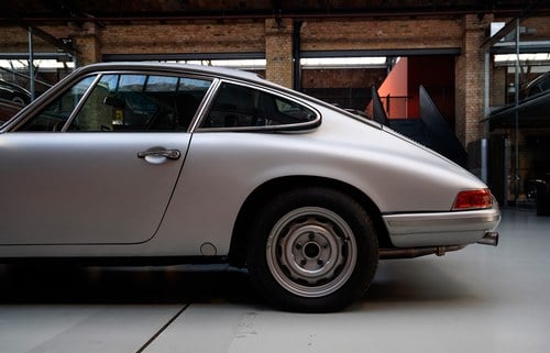 1983 Porsche 911 Carrera 3.2 Backdate Coupé zum Verkauf (Bild 74 von 137)