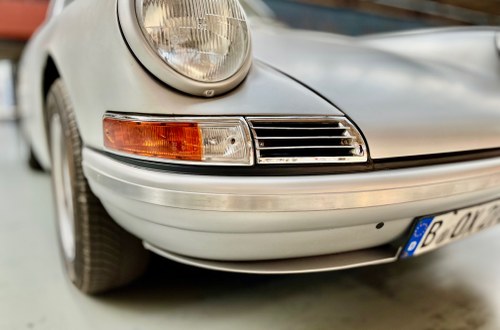 1983 Porsche 911 Carrera 3.2 Backdate Coupé zum Verkauf (Bild 85 von 137)