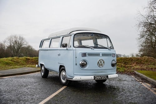 1972 Volkswagen Type 2 Bay Window Microbus Camper Conversion by Dormobile à vendre (picture 2 of 158)