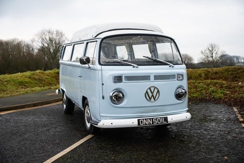 1972 Volkswagen Type 2 Bay Window Microbus Camper Conversion by Dormobile à vendre (picture 14 of 158)