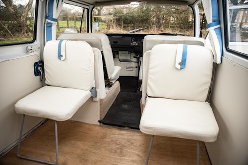 1972 Volkswagen Type 2 Bay Window Microbus Camper Conversion by Dormobile à vendre (picture 49 of 158)