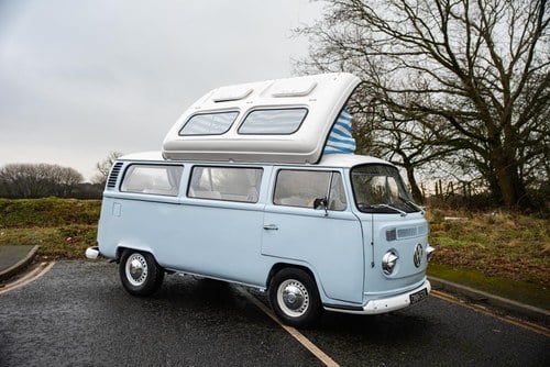 1972 Volkswagen Type 2 Bay Window Microbus Camper Conversion by Dormobile à vendre (picture 24 of 158)