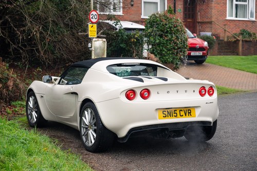 2015 Lotus Elise Te koop (foto 4 van 168)