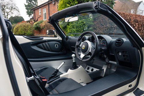 2015 Lotus Elise Te koop (foto 62 van 168)