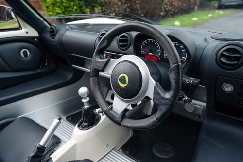 2015 Lotus Elise Te koop (foto 64 van 168)