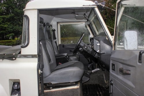 1987 Land Rover Defender 90 Pick Up 3.5L V8 Te koop (foto 30 van 118)