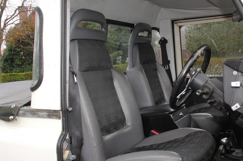 1987 Land Rover Defender 90 Pick Up 3.5L V8 Te koop (foto 40 van 118)