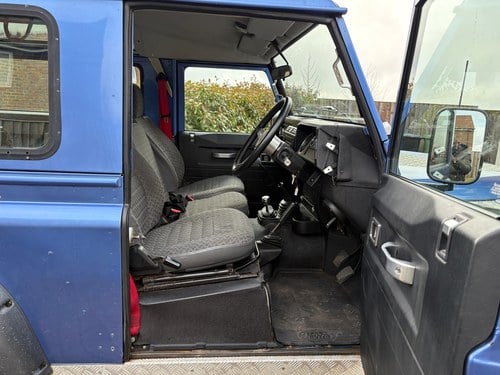 2002 Land Rover Defender 90 2.5L TD5 County Hard Top In vendita (immagine 51 di 424)