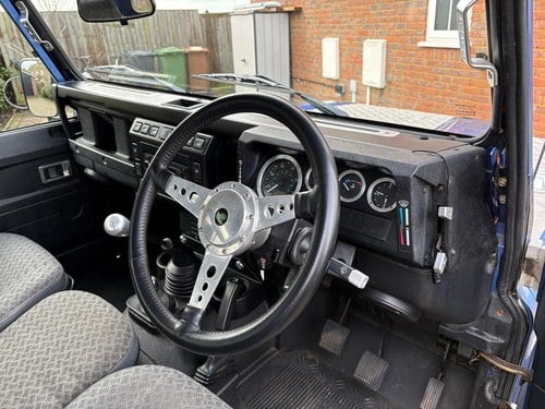 2002 Land Rover Defender 90 2.5L TD5 County Hard Top In vendita (immagine 57 di 424)