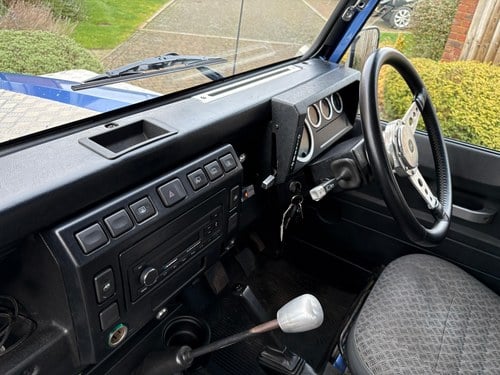 2002 Land Rover Defender 90 2.5L TD5 County Hard Top In vendita (immagine 68 di 424)