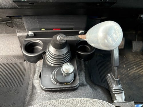 2002 Land Rover Defender 90 2.5L TD5 County Hard Top In vendita (immagine 77 di 424)