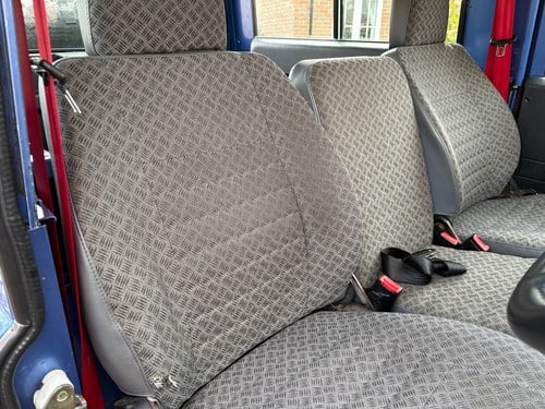 2002 Land Rover Defender 90 2.5L TD5 County Hard Top In vendita (immagine 95 di 424)