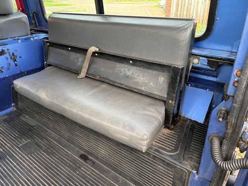 2002 Land Rover Defender 90 2.5L TD5 County Hard Top In vendita (immagine 136 di 424)