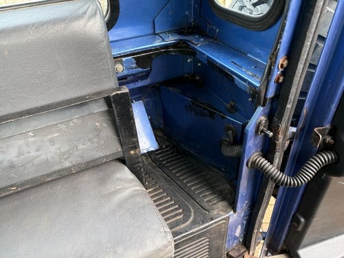 2002 Land Rover Defender 90 2.5L TD5 County Hard Top In vendita (immagine 137 di 424)