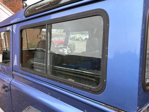 2002 Land Rover Defender 90 2.5L TD5 County Hard Top In vendita (immagine 214 di 424)