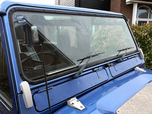 2002 Land Rover Defender 90 2.5L TD5 County Hard Top In vendita (immagine 249 di 424)