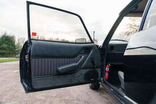 1986 Ford Capri 1.6L Laser Te koop (foto 43 van 212)