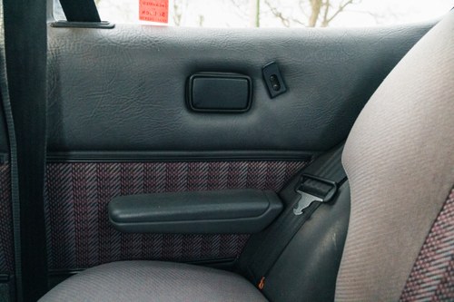 1986 Ford Capri 1.6L Laser Te koop (foto 80 van 212)