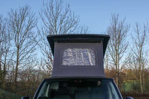 2015 Volkswagen Transporter T28 Highline 102TDI Camper Conversion zum Verkauf (Bild 110 von 142)