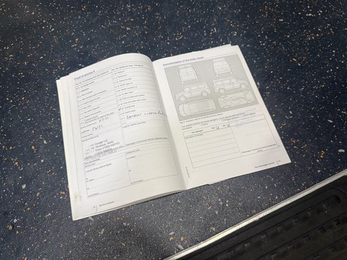 2015 Volkswagen Transporter T28 Highline 102TDI Camper Conversion zum Verkauf (Bild 137 von 142)