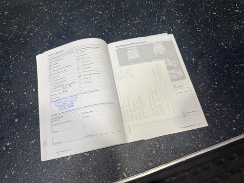 2015 Volkswagen Transporter T28 Highline 102TDI Camper Conversion zum Verkauf (Bild 139 von 142)