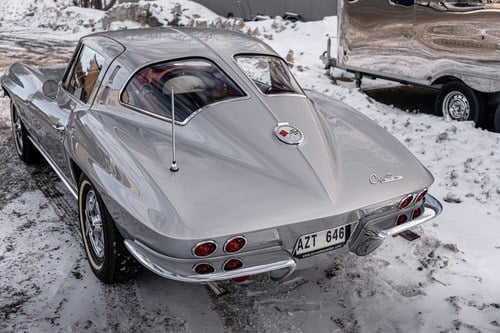 1963 Chevrolet Corvette 'Split Window' Stingray In vendita (immagine 52 di 62)