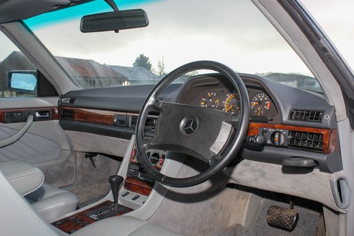 1991 Mercedes-Benz W126 500SEC till salu (bild 44 av 156)