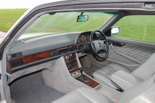 1991 Mercedes-Benz W126 500SEC till salu (bild 58 av 156)