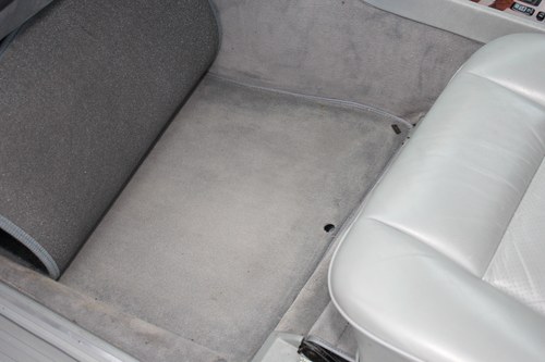 1991 Mercedes-Benz W126 500SEC till salu (bild 63 av 156)