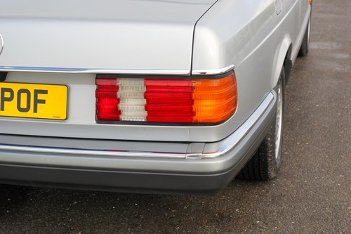 1991 Mercedes-Benz W126 500SEC till salu (bild 92 av 156)