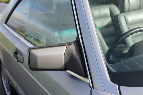 1991 Mercedes-Benz W126 500SEC till salu (bild 103 av 156)