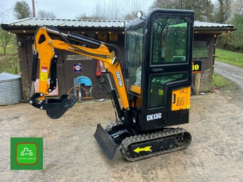 2025 CAPTOK CK13C BRAND NEW 1 ton DIESEL MINI DIGGER & THUMB VENDIDO