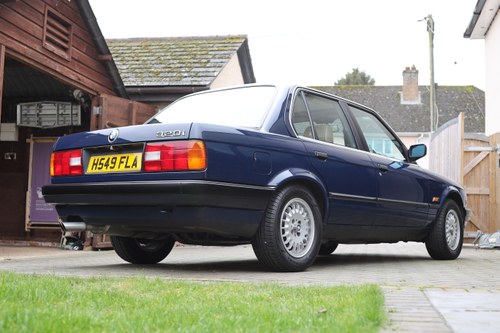 1990 BMW E30 320i 4dr Manual In vendita (immagine 7 di 440)