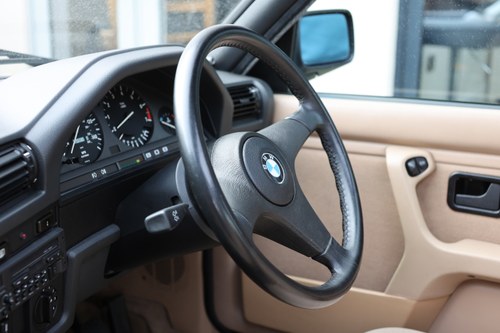 1990 BMW E30 320i 4dr Manual In vendita (immagine 34 di 440)