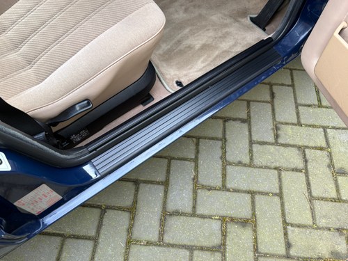 1990 BMW E30 320i 4dr Manual In vendita (immagine 61 di 440)