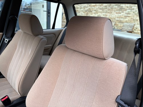 1990 BMW E30 320i 4dr Manual In vendita (immagine 98 di 440)