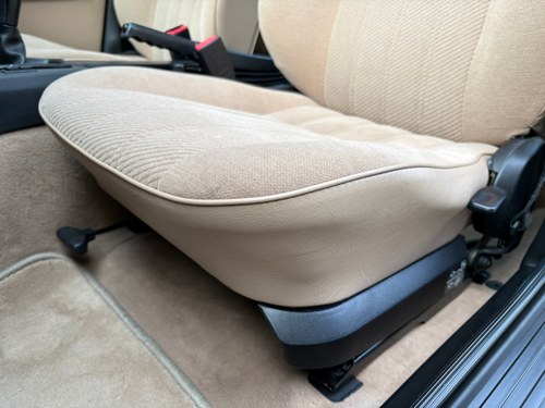 1990 BMW E30 320i 4dr Manual In vendita (immagine 101 di 440)