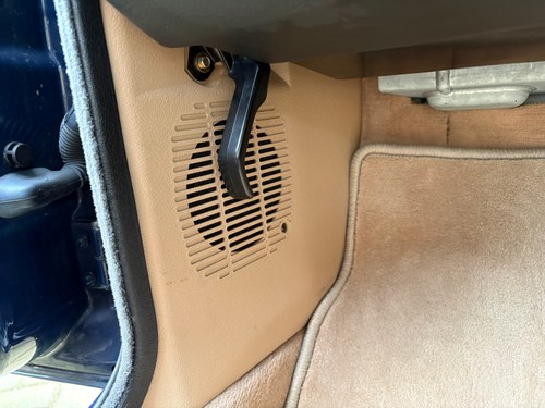 1990 BMW E30 320i 4dr Manual In vendita (immagine 104 di 440)