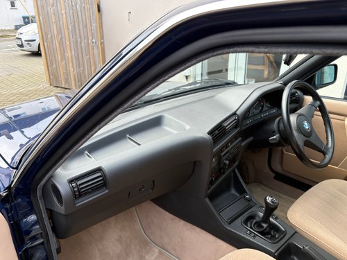 1990 BMW E30 320i 4dr Manual In vendita (immagine 109 di 440)