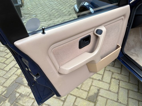 1990 BMW E30 320i 4dr Manual In vendita (immagine 112 di 440)