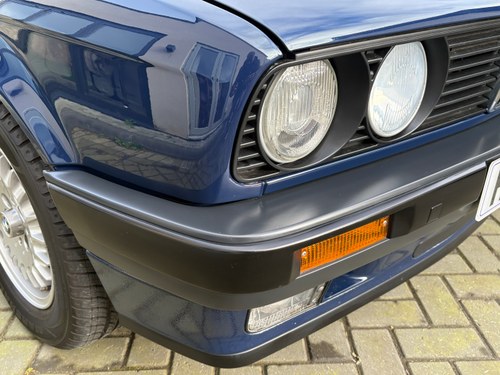 1990 BMW E30 320i 4dr Manual In vendita (immagine 163 di 440)