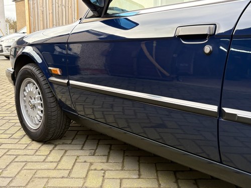 1990 BMW E30 320i 4dr Manual In vendita (immagine 202 di 440)