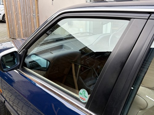 1990 BMW E30 320i 4dr Manual In vendita (immagine 204 di 440)