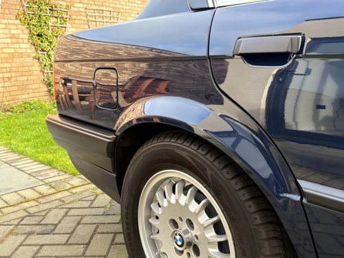 1990 BMW E30 320i 4dr Manual In vendita (immagine 226 di 440)