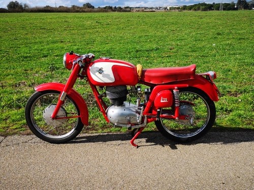 1957 MV Agusta 175 à vendre (picture 3 of 48)