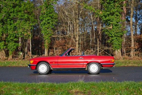 1989 Mercedes-Benz 420SL R107 à vendre (picture 15 of 210)
