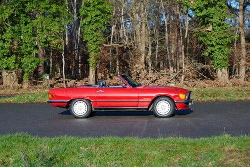 1989 Mercedes-Benz 420SL R107 à vendre (picture 18 of 210)